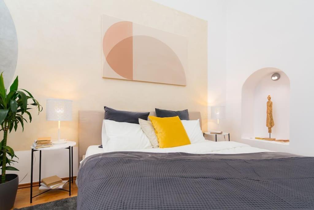 Lovely Historical In Mala Strana - N1st Apartmán Prague